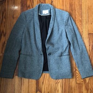 Grey blazer